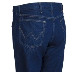 Wrangler Jeans: Men's Prewashed 39902 PW Rugged Wear Classic Fit Jeans -Work Clothes Discount Store wranger 39902pw l 01